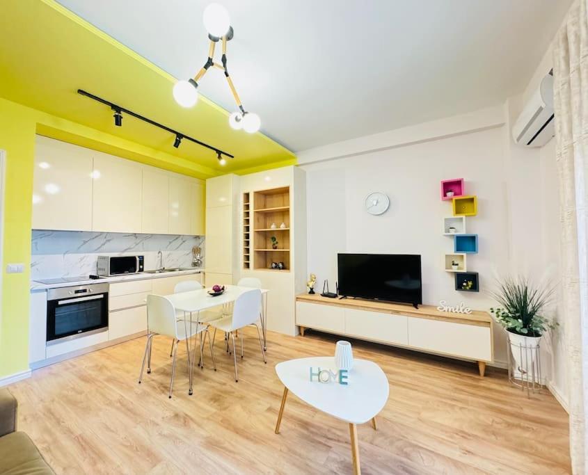 Yellow Apartment Durrës Exterior foto