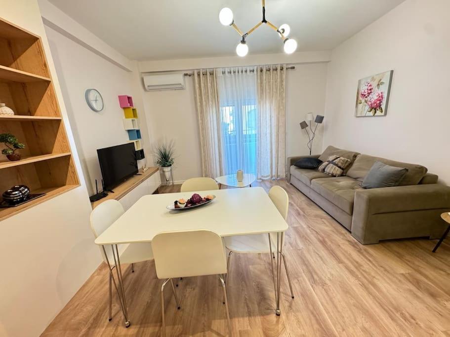 Yellow Apartment Durrës Exterior foto